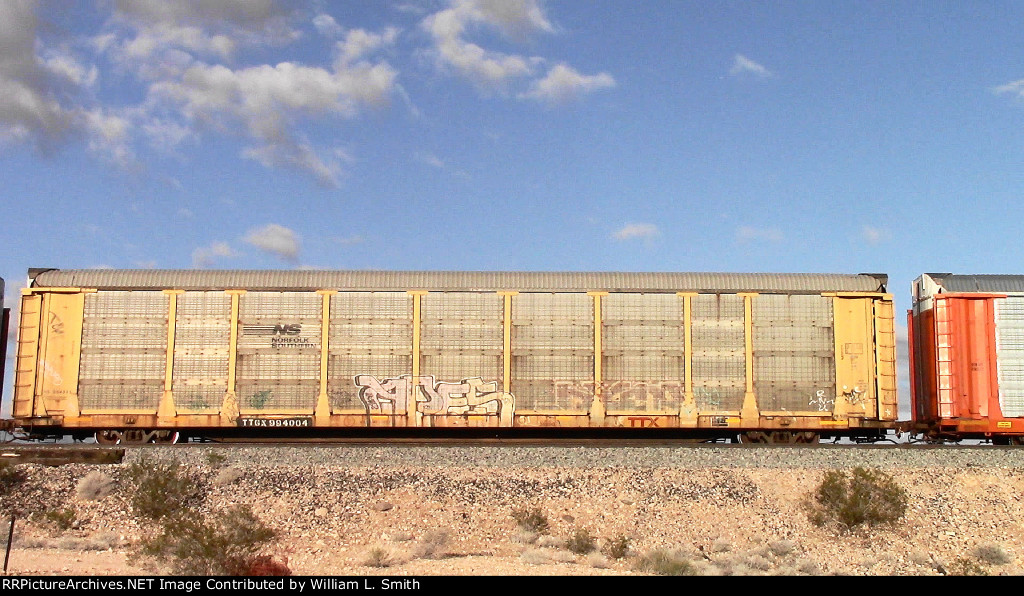 WB Manifest Frt at Erie NV W-MdTrnSlv  -123